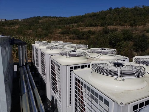 安裝完畢的AQUA宅男在线播放空氣源熱泵