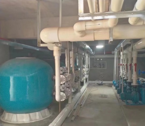 宅男天堂污污视频設備機房