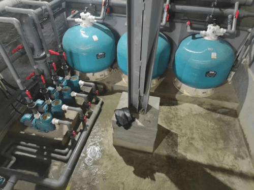 宅男天堂污污视频設備機房